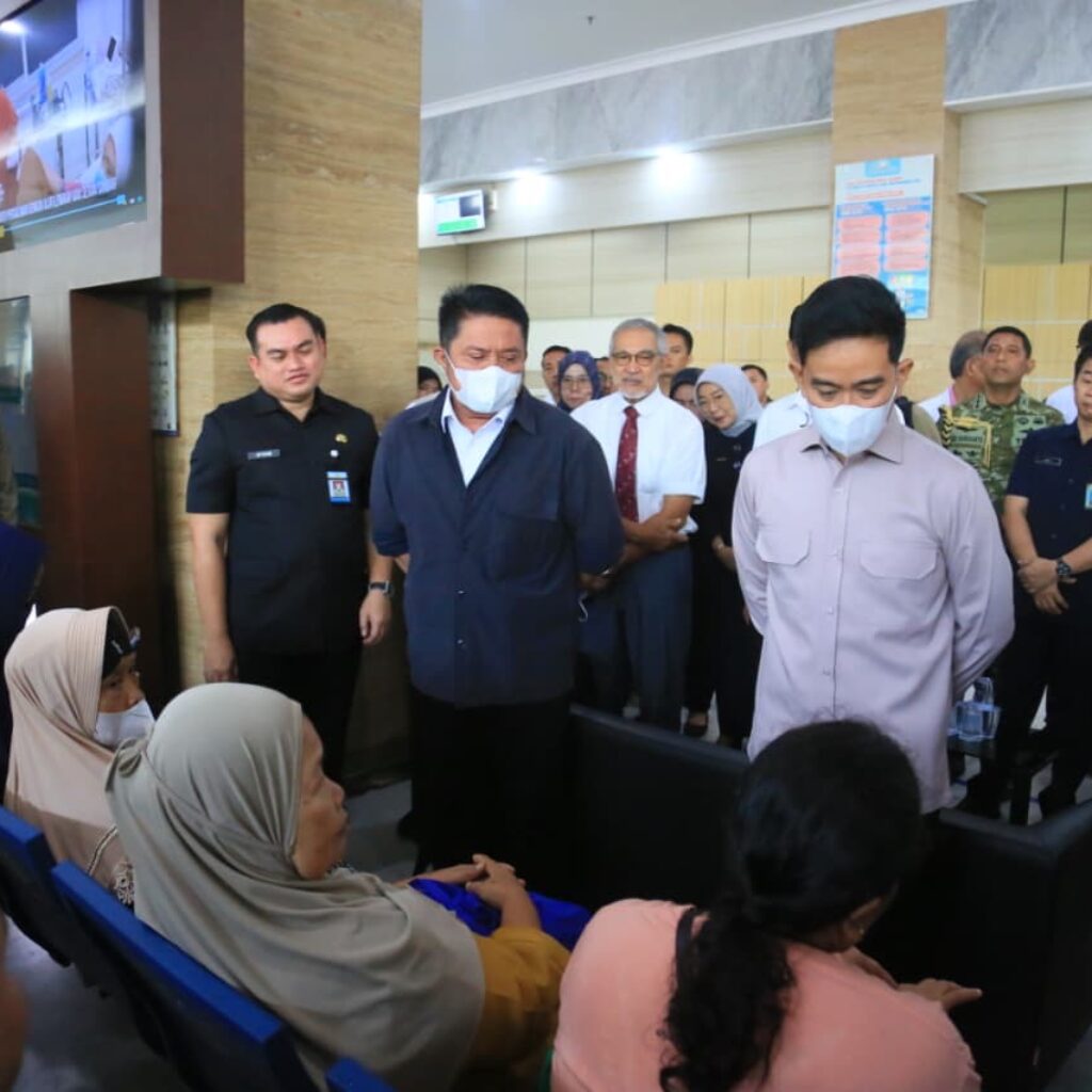 Gibran Tinjau Pelayanan Kesehatan RSUD Siti Fatimah Provinsi Sumsel