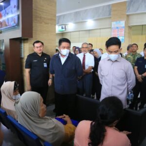 Gibran Tinjau Pelayanan Kesehatan RSUD Siti Fatimah Provinsi Sumsel