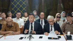Sidang Dokter Tifa Disetop, Khozinudin Sindir Keaslian Ijazah Jokowi Jadi Tidak Bisa Dibuktikan