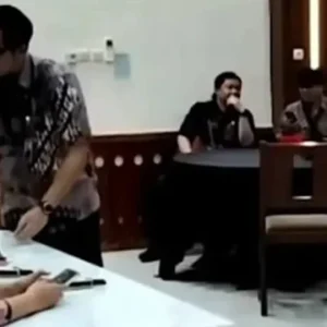 Komisi Informasi Turun Periksa Arsip Pemkot Solo, Dokumen Ijazah Jokowi Tidak Ditemukan!