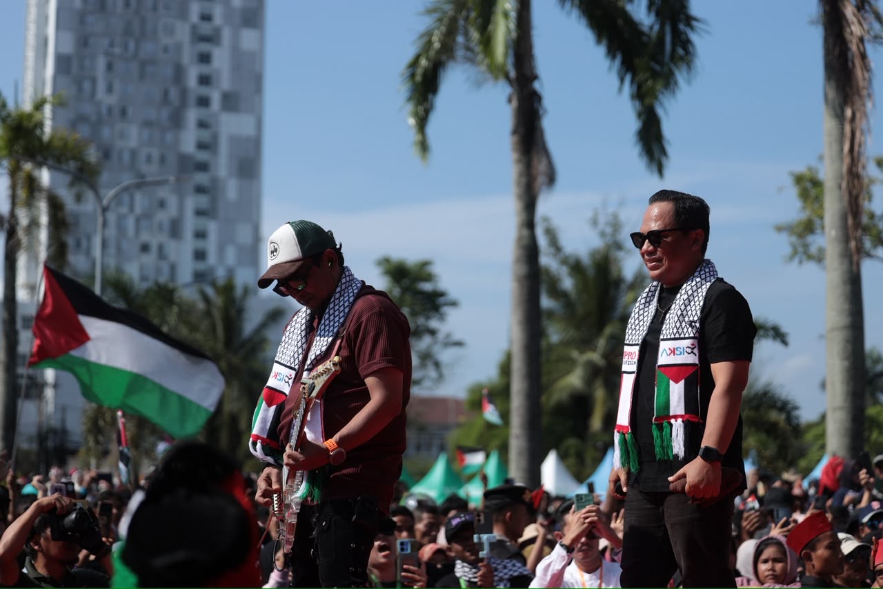 Herman Deru Ajak Warga Sumsel Perkuat Kepedulian untuk Palestina pada Konser Amal Wali Band