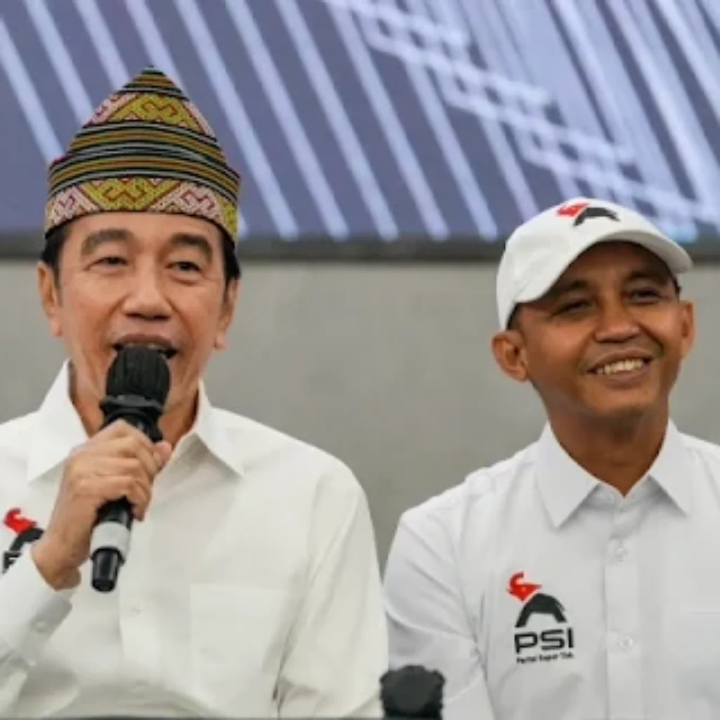 Cair...Cair?, Jokowi ke kader PSI NTT: Kalau Butuh Bantuan Boleh ke Solo